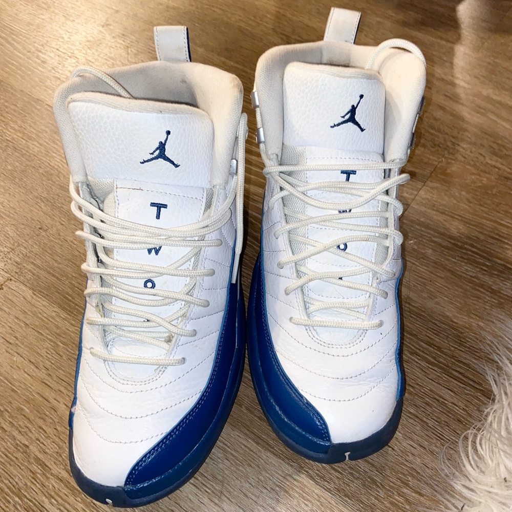 CLASSIC French blue jordan 12 (2016)